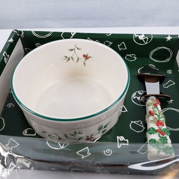 Pfaltzgraff Winterberry Dip Mix Set 4.5” Bowl Spreader in box USA NOS Christmas - Picture 4 of 14